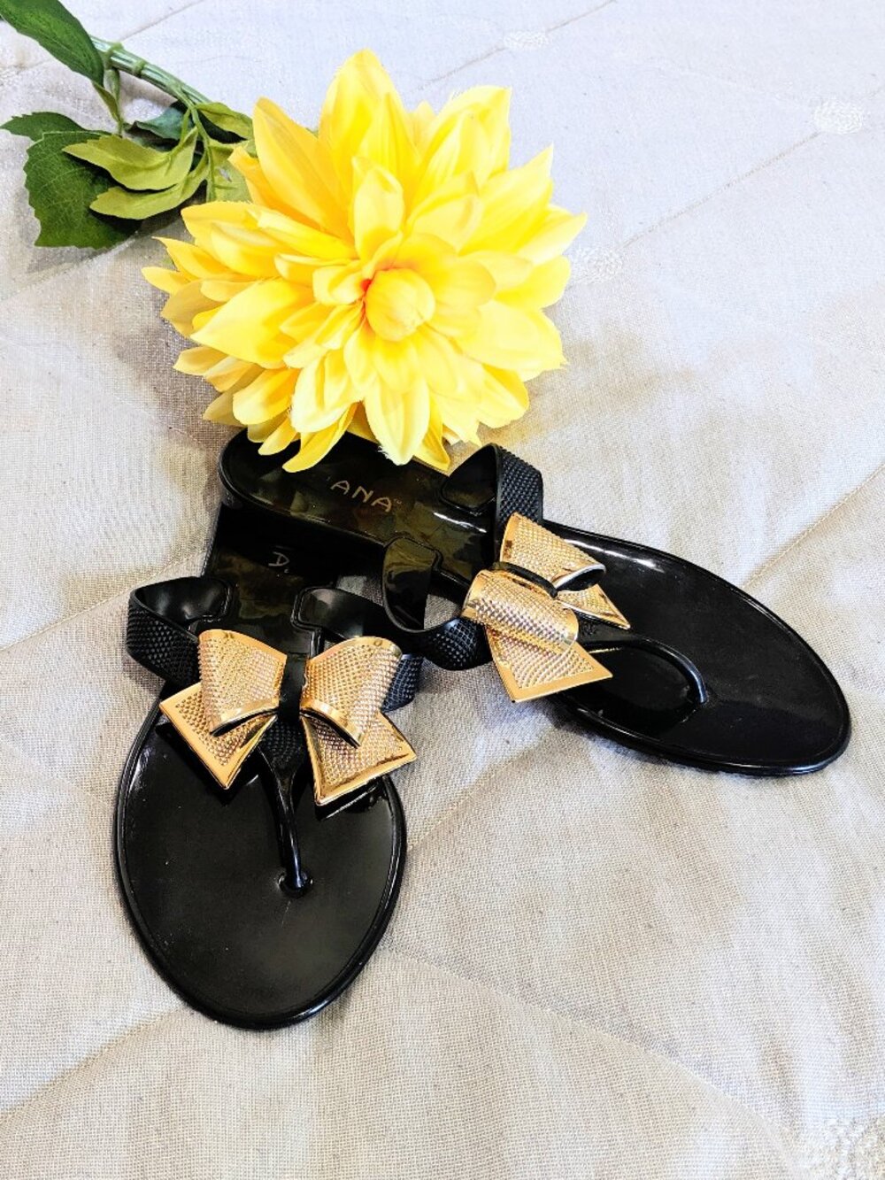 LILIANA Bow Jelli Flat Sandals Sz 7